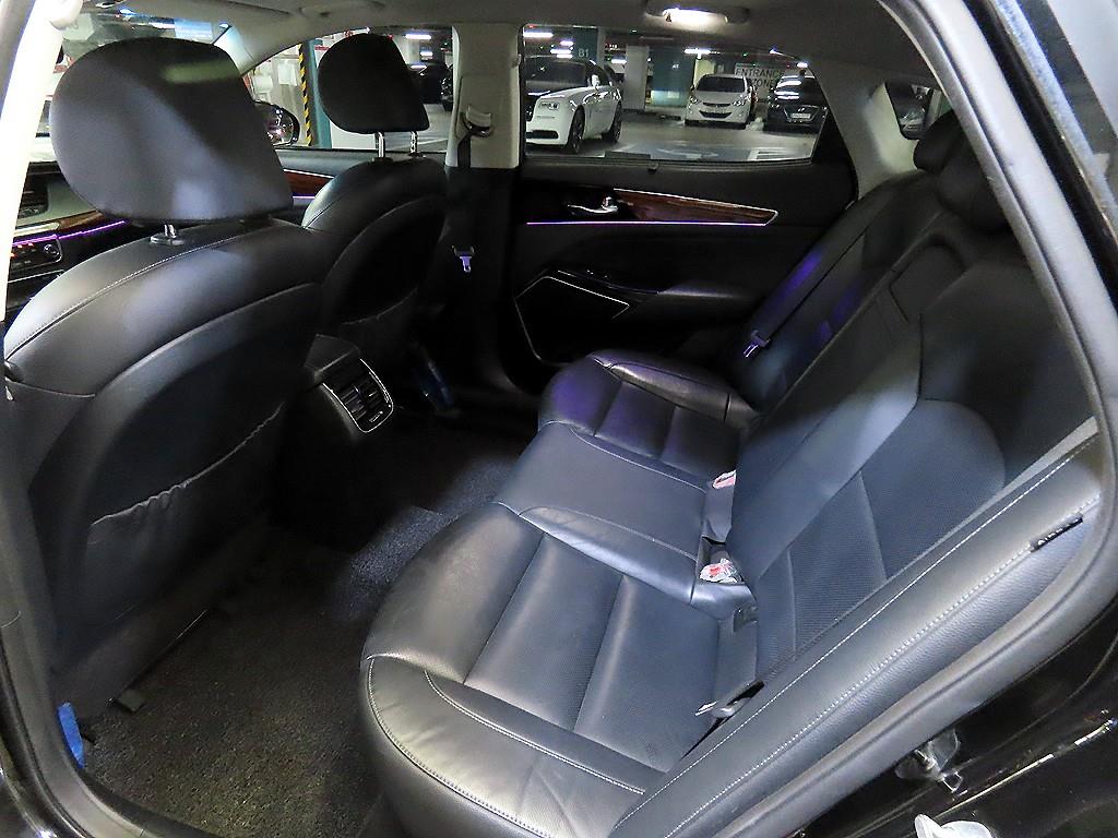 KIA K7 - Vista 9