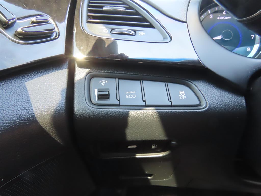 HYUNDAI Grandeur 2012 - Importación desde Corea - HF Imports Iquique - Foto 16