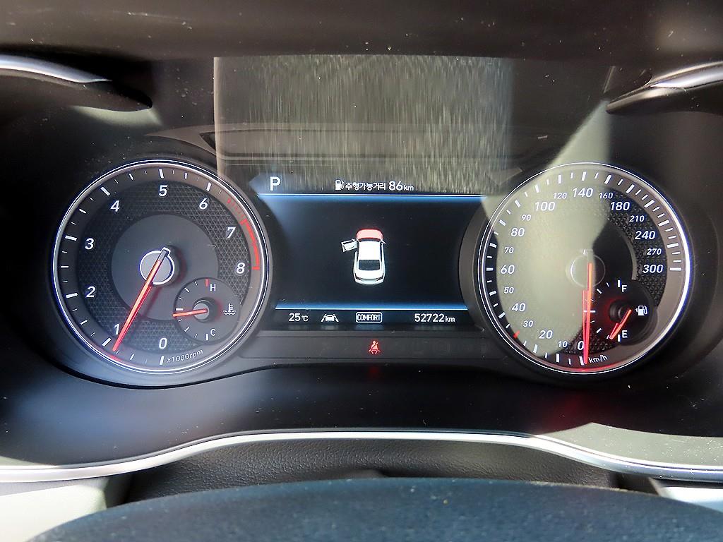 Genesis G70 - Vista 11