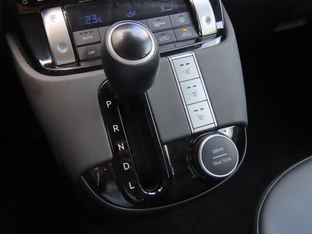 HYUNDAI Casper - Vista 8