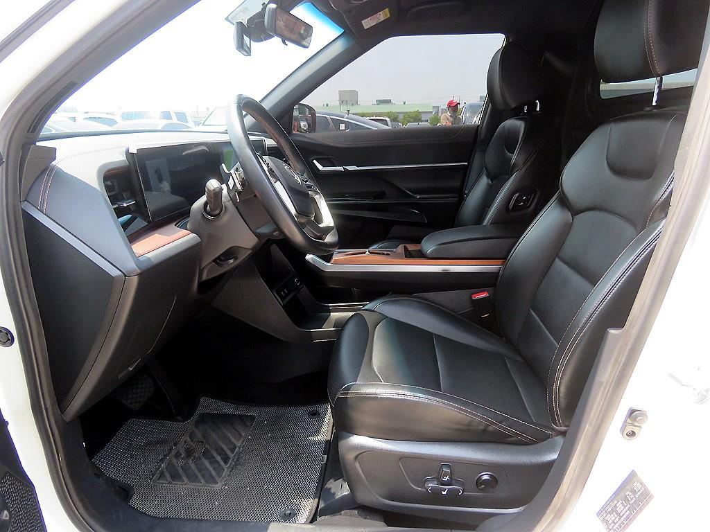 Ssangyong Torres - Vista 9
