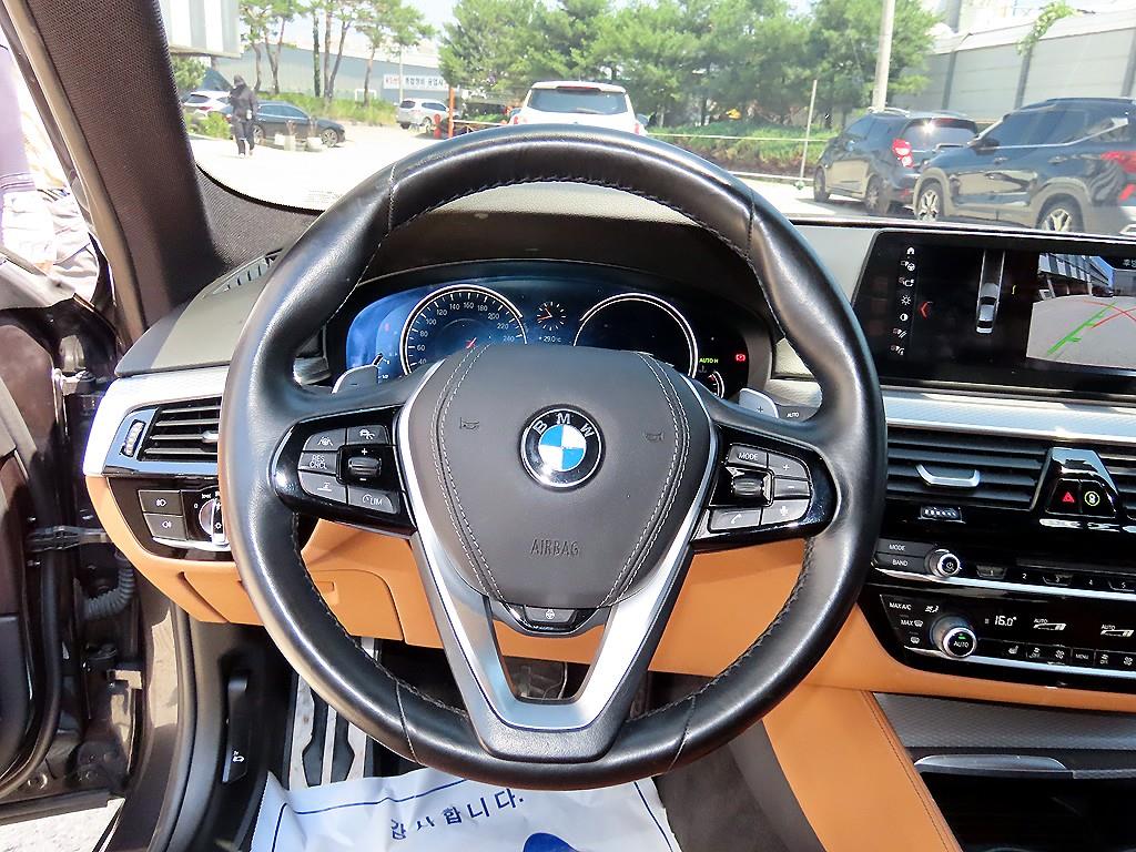 BMW 5 Series - Vista 10