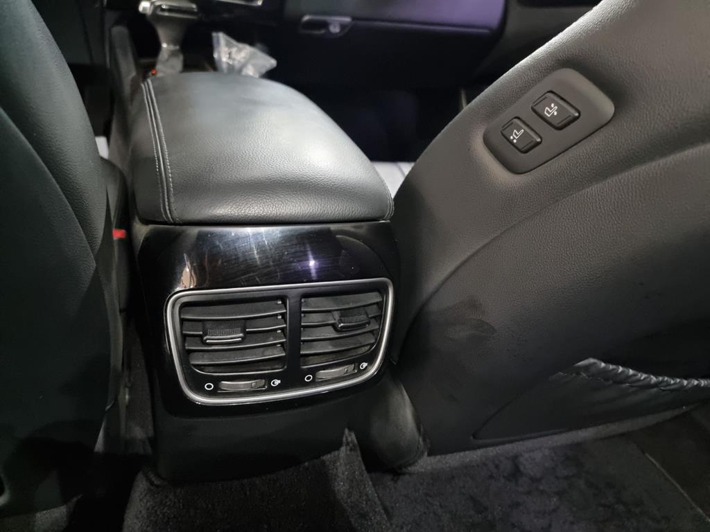 KIA K9 - Vista 8