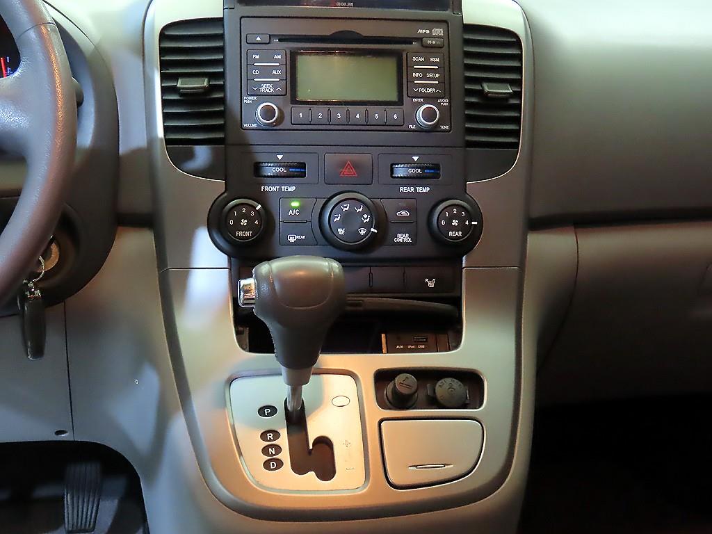 KIA Carnival 2012 Negro - Importación desde Corea - HF Imports Iquique - Foto 14