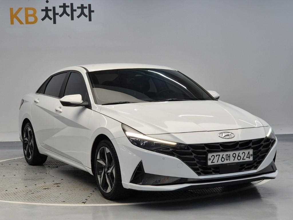 HYUNDAI Avante - Vista 6