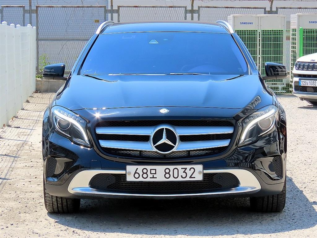 Mercedes Benz GLA Class 2016 Negro - Importación desde Corea - HF Imports Iquique - Foto 1