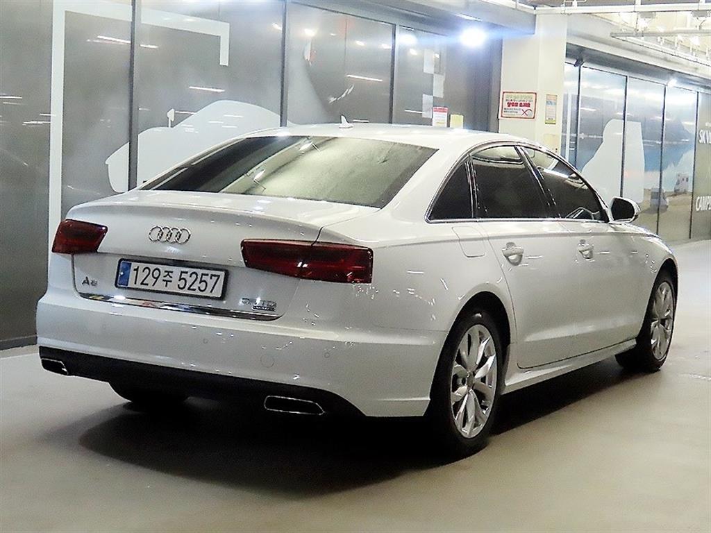 Audi A6 - Vista 6