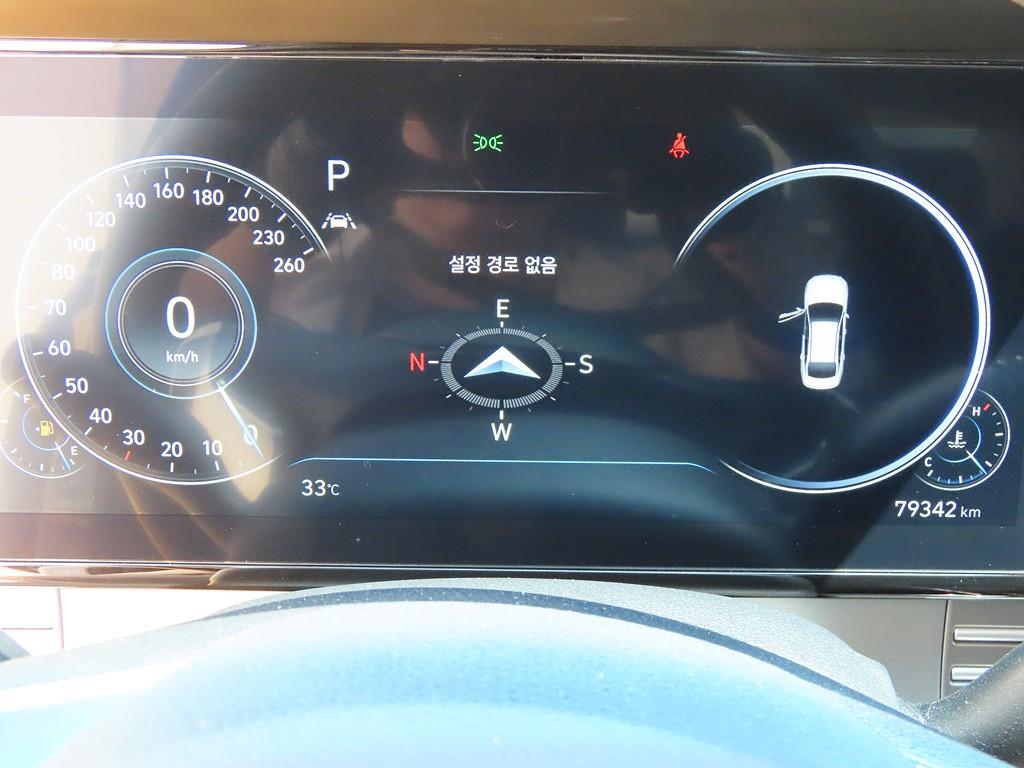 HYUNDAI Grandeur - Vista 11