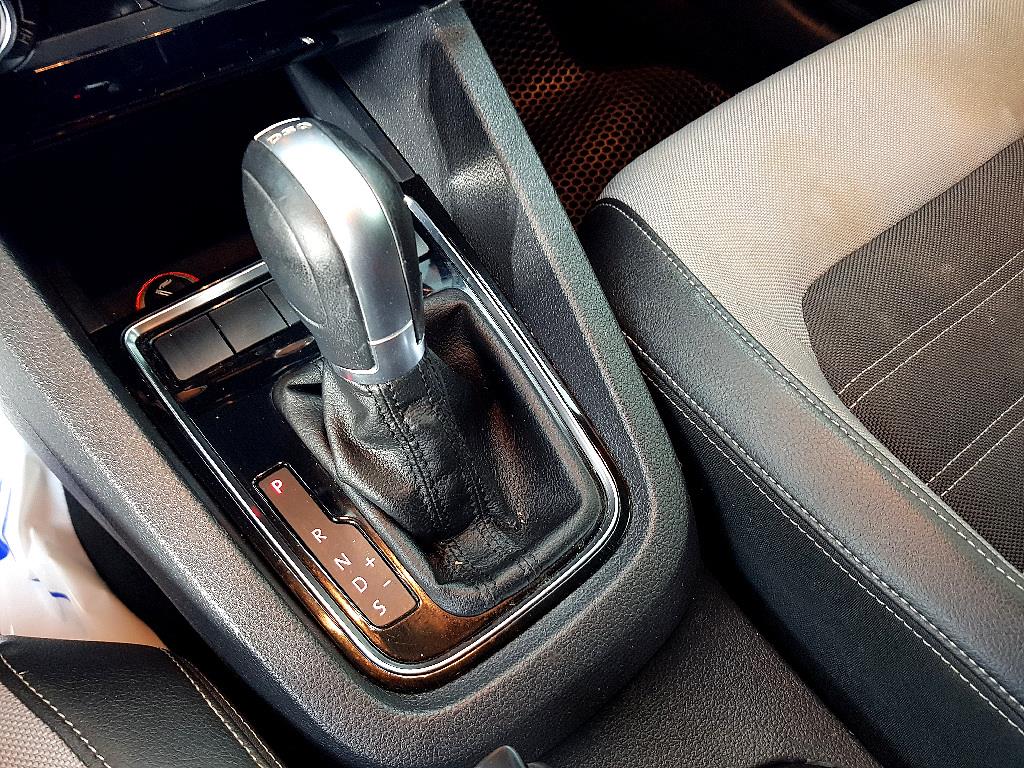 Volkswagen Jetta 2015 Blanco - Importación desde Corea - HF Imports Iquique - Foto 15