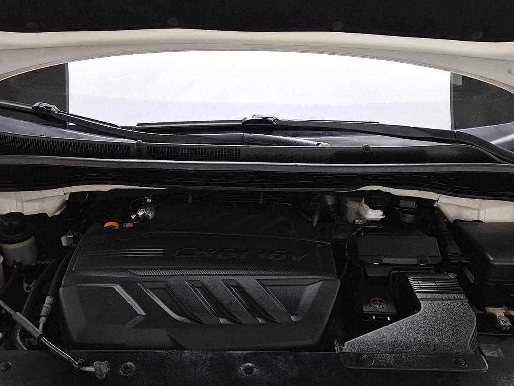 KIA Carnival - Vista 7