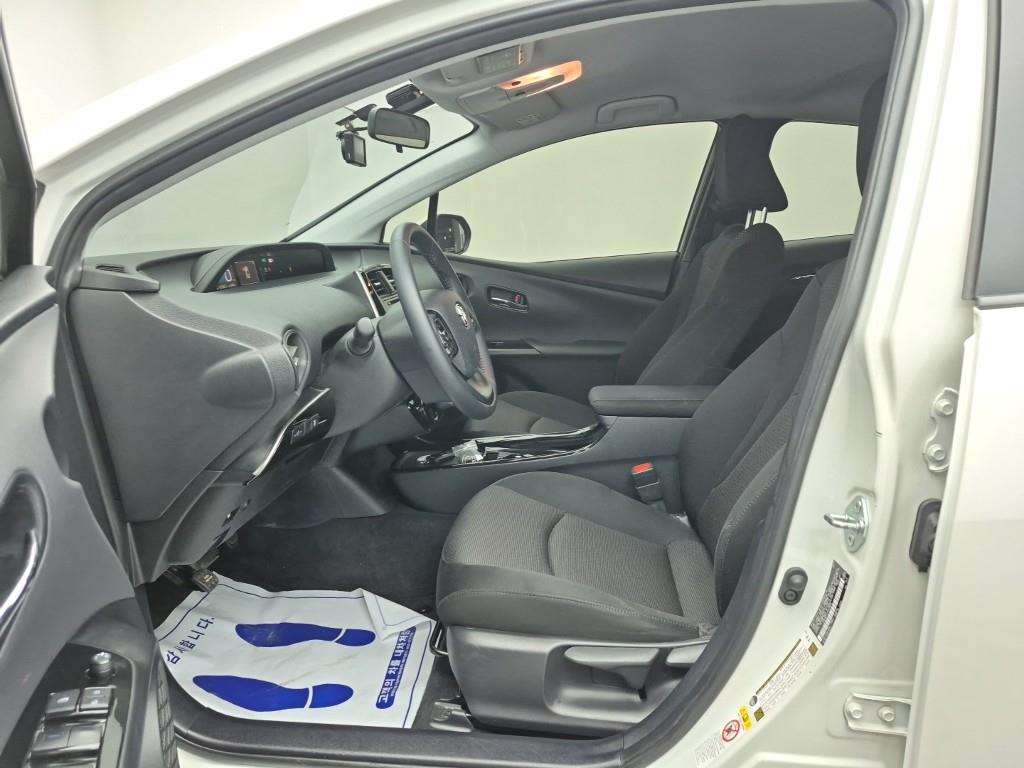 Toyota Prius 2019 Blanco - Importación desde Corea - HF Imports Iquique - Foto 13