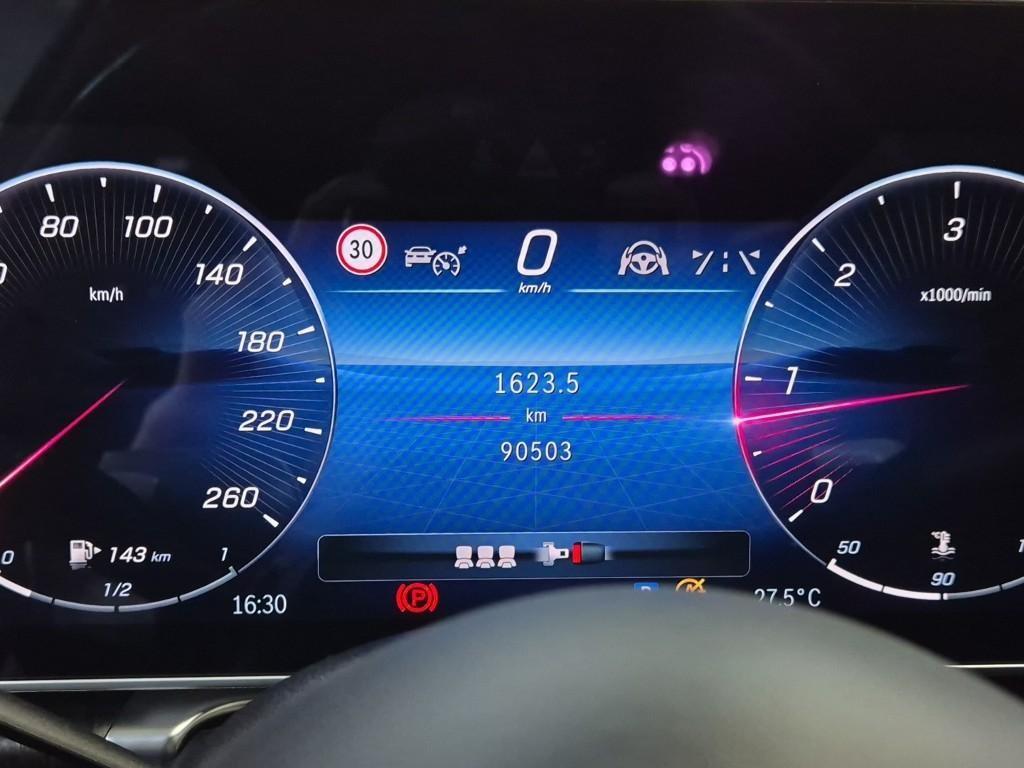 Mercedes Benz S Class - Vista 8