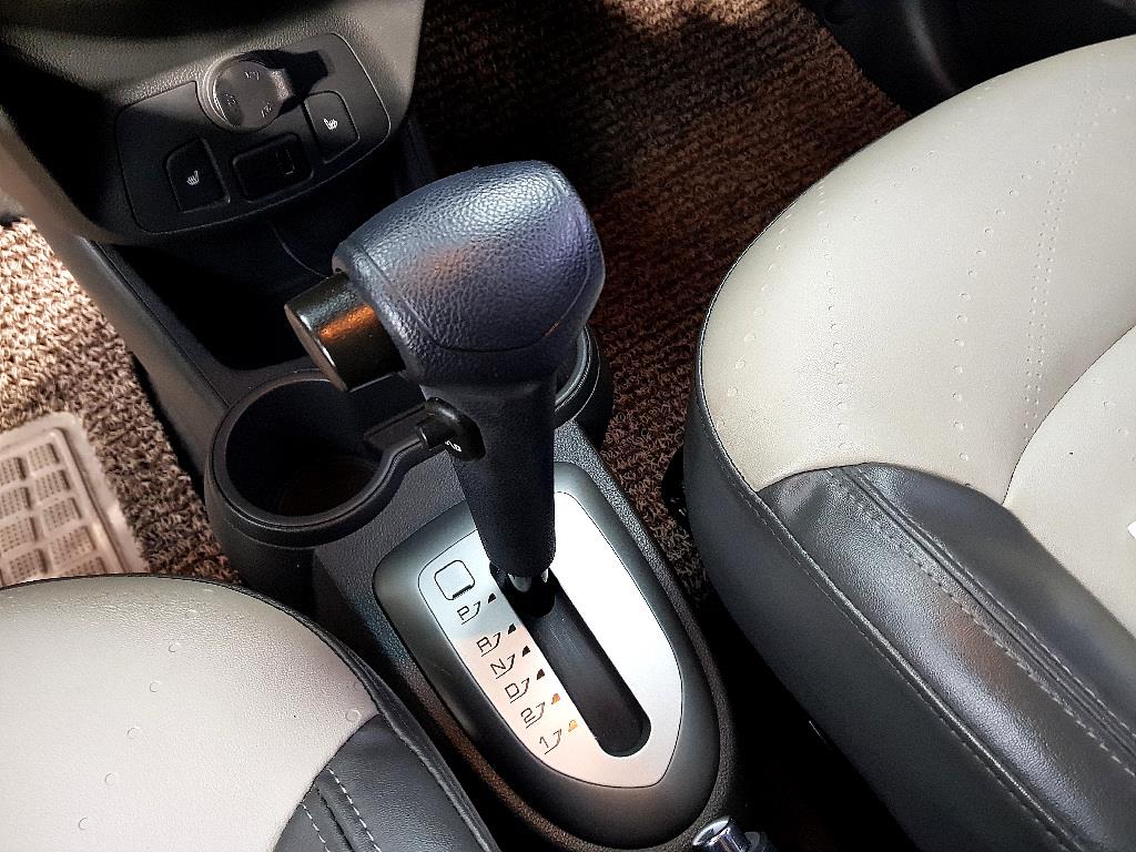 Chevrolet Spark 2013 Amarillo - Importación desde Corea - HF Imports Iquique - Foto 17