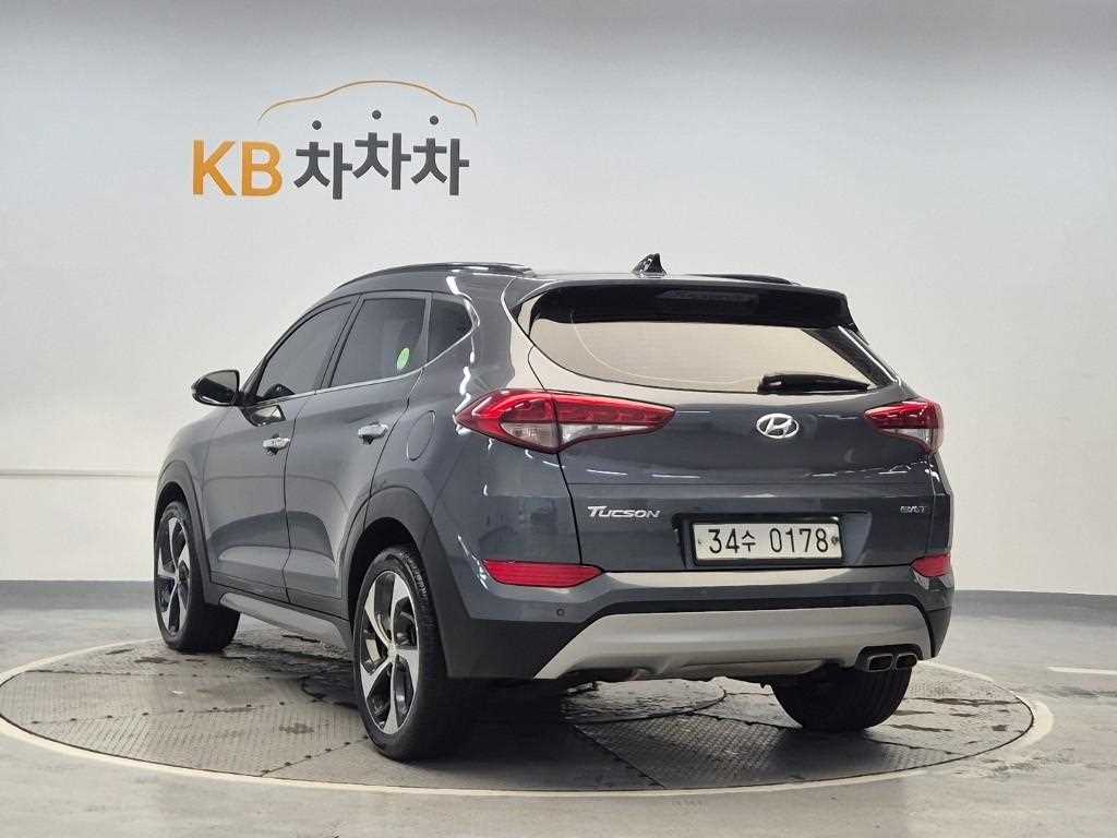 HYUNDAI Tucson - Vista 2