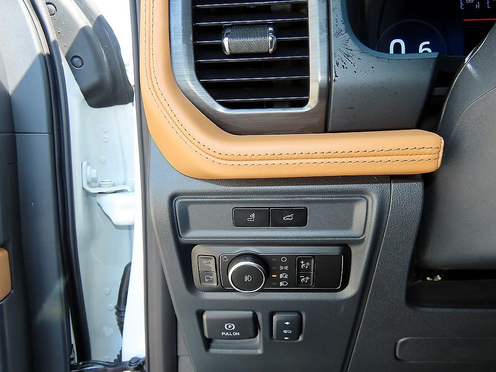 Ford Expedition 2024 Blanco - Importación desde Corea - HF Imports Iquique - Foto 13