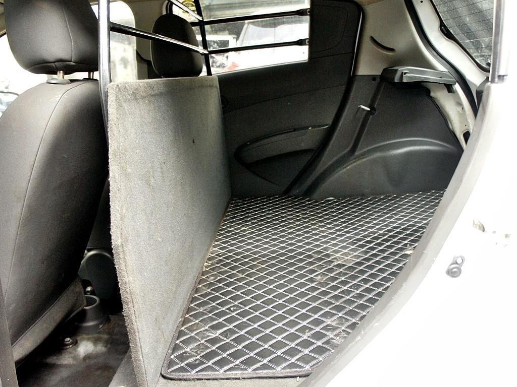 Chevrolet Spark - Vista 8