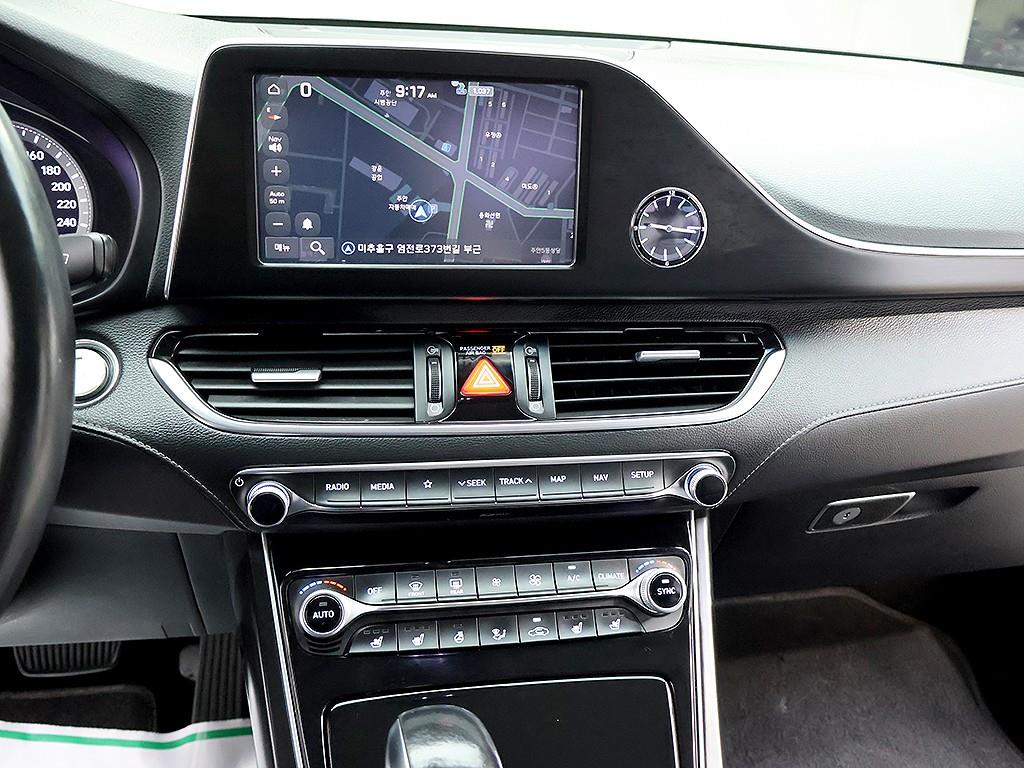 HYUNDAI Grandeur - Vista 11