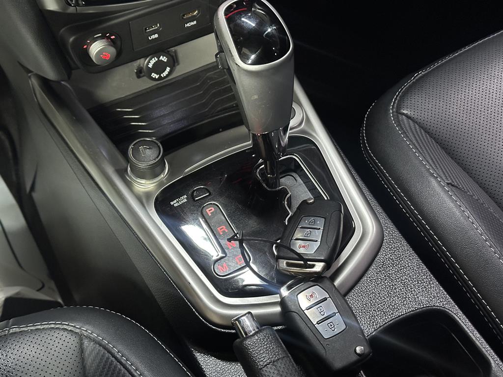 Ssangyong Tivoli 2016 Blanco - Importación desde Corea - HF Imports Iquique - Foto 20