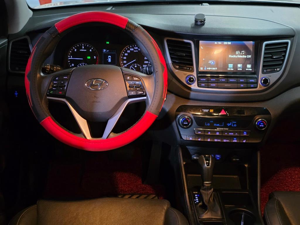 HYUNDAI Tucson - Vista 12
