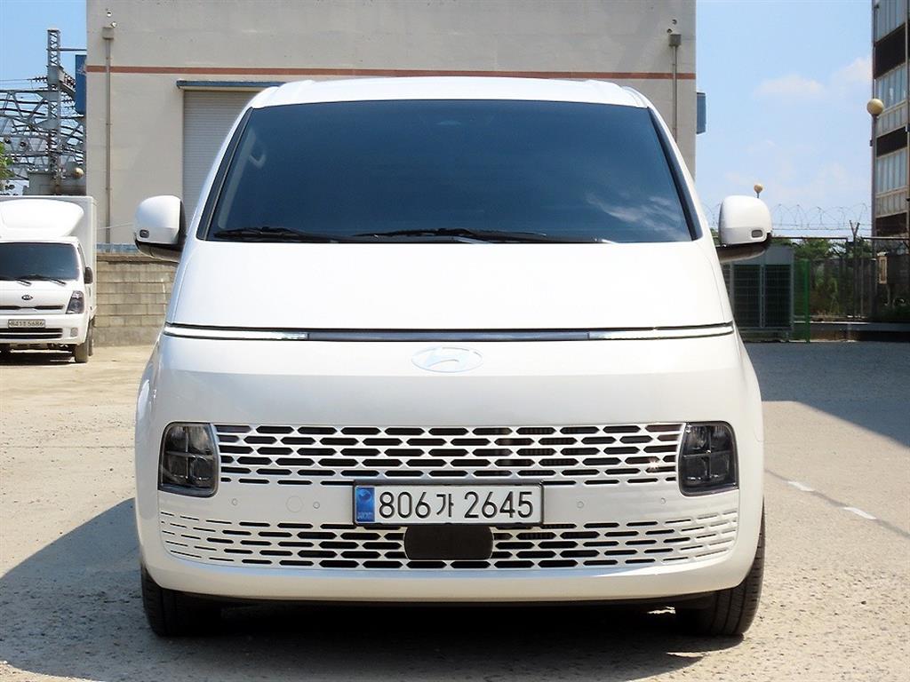 HYUNDAI Staria 2025 Blanco - Importación desde Corea - HF Imports Iquique - Foto 1