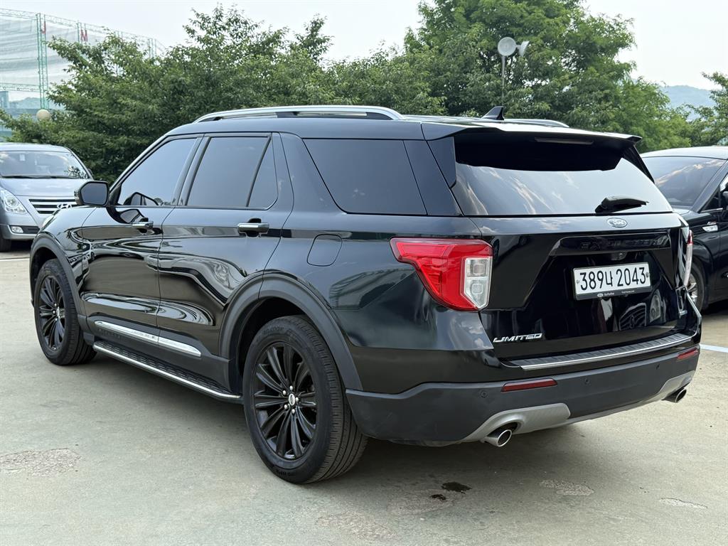 Ford Explorer - Vista 7