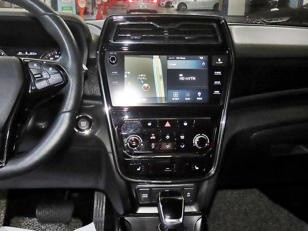 Ssangyong Tivoli 2020 Blanco - Importación desde Corea - HF Imports Iquique - Foto 13