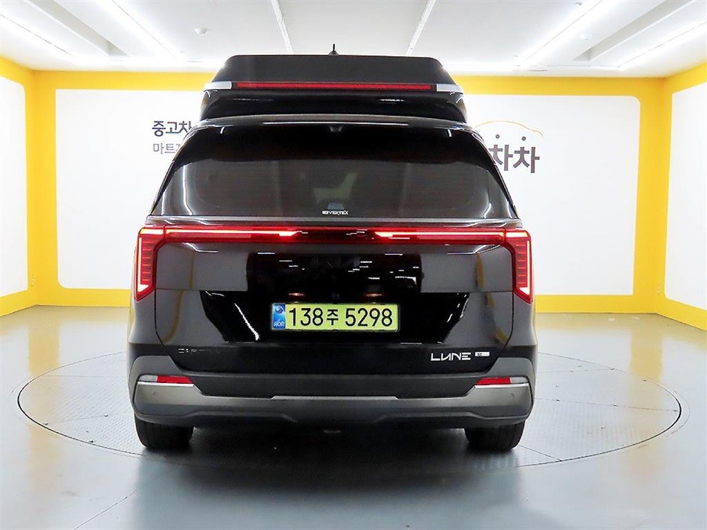 KIA Carnival - Vista 3