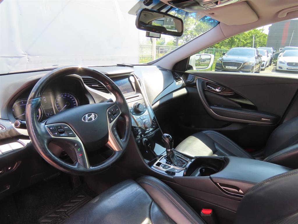 HYUNDAI Grandeur 2012 - Importación desde Corea - HF Imports Iquique - Foto 17