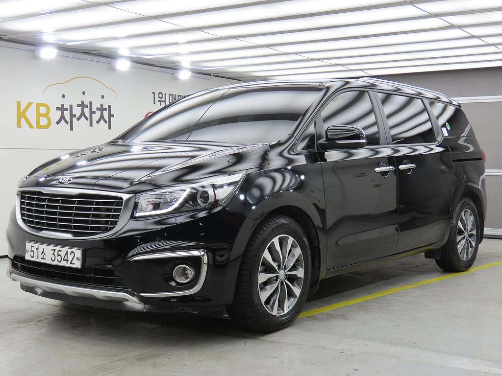 KIA Carnival 2017 Negro - Importación desde Corea - HF Imports Iquique - Foto 1