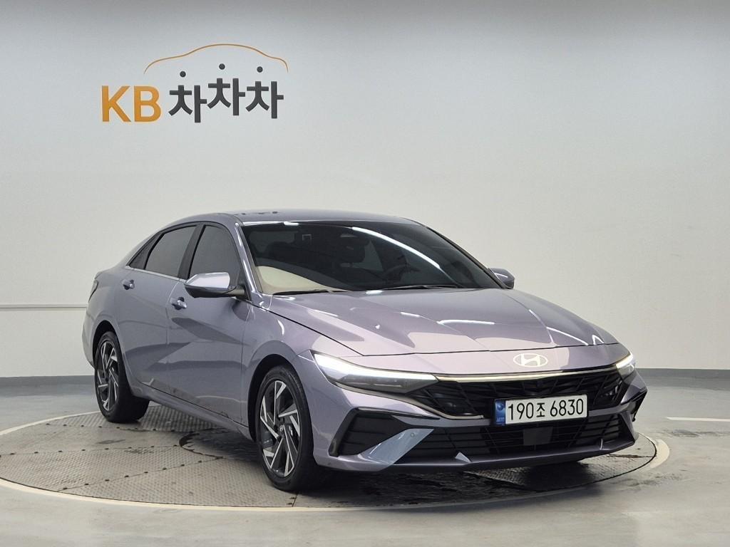 HYUNDAI Avante - Vista 6
