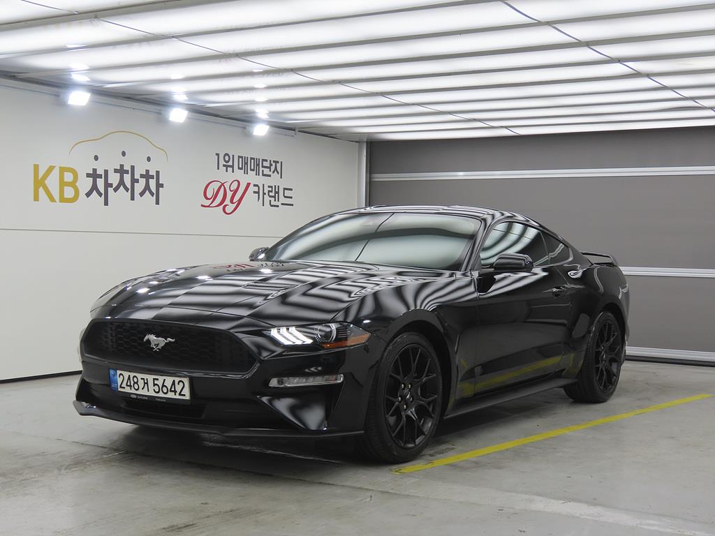 Ford Mustang 2022 Negro - Importación desde Corea - HF Imports Iquique - Foto 1