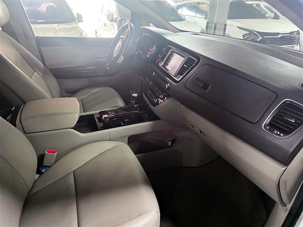KIA Carnival 2018 Blanco - Importación desde Corea - HF Imports Iquique - Foto 19