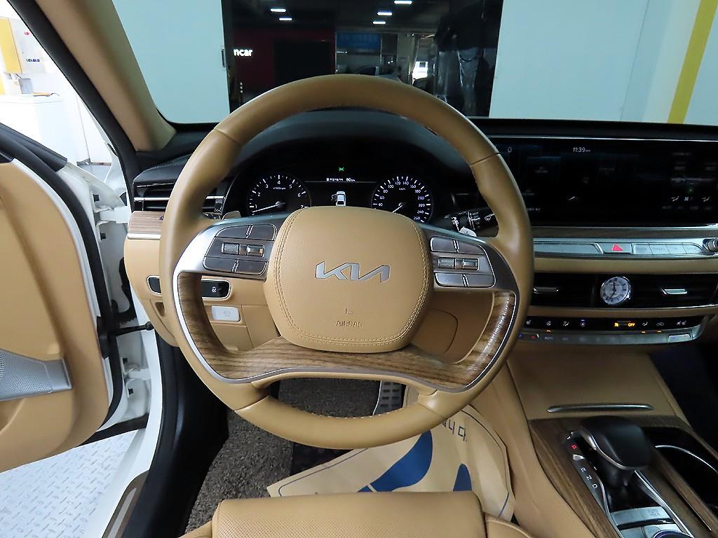 KIA K9 - Vista 11
