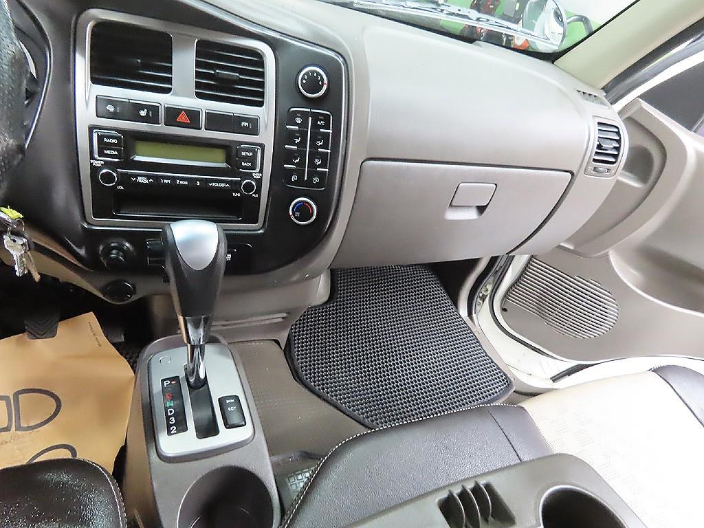 Small Truck Normal Box(Low Deck) 2018 Blanco - Importación desde Corea - HF Imports Iquique - Foto 17
