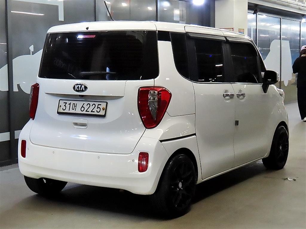 KIA Ray - Vista 6