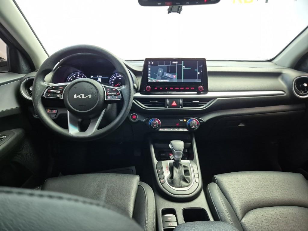 KIA K3 - Vista 9