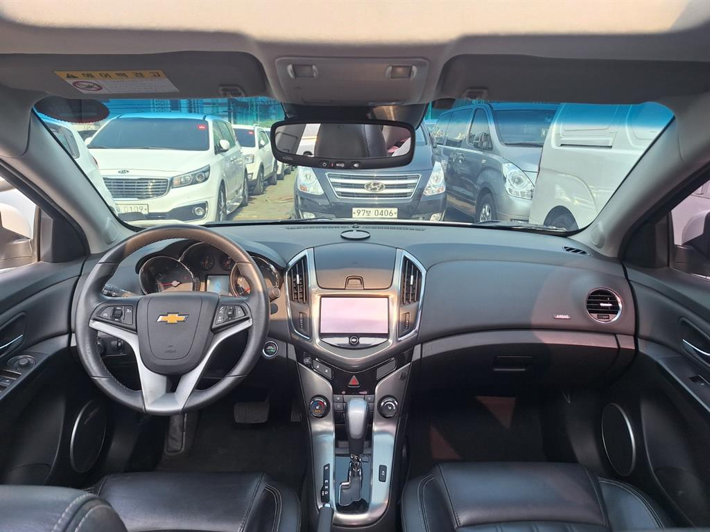 Chevrolet Cruise - Vista 8