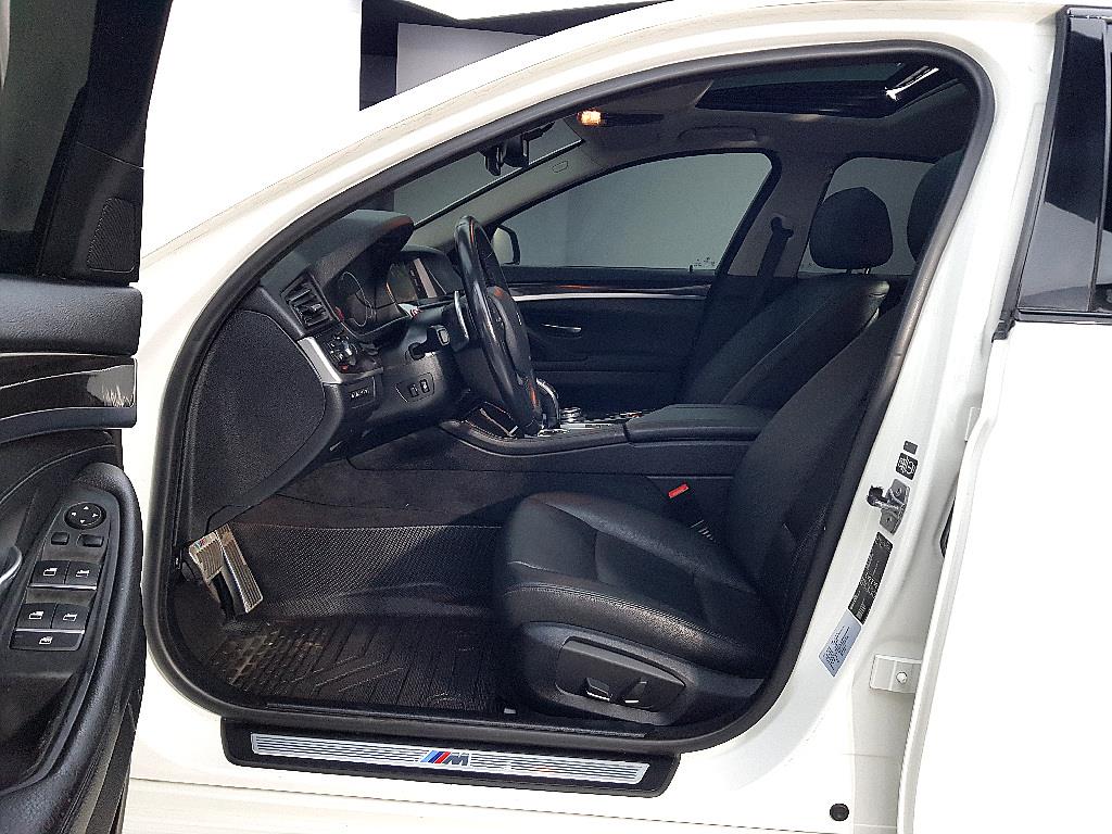 BMW 5 Series - Vista 10
