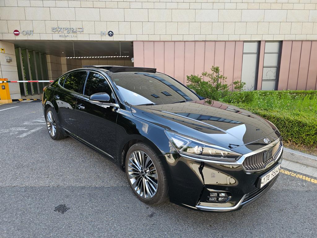 KIA K7 2018 Negro - Importación desde Corea - HF Imports Iquique - Foto 1