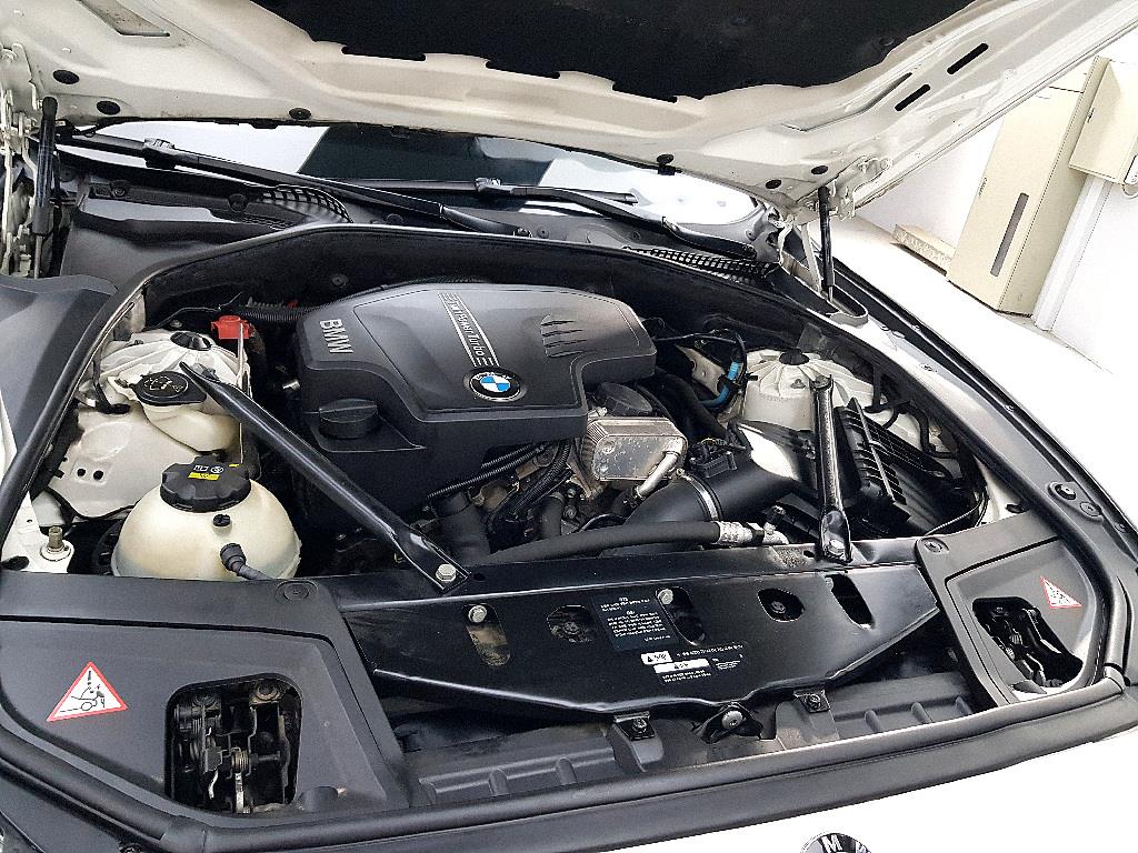 BMW 5 Series - Vista 8
