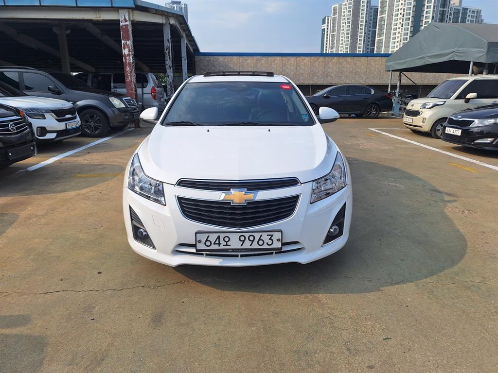 Chevrolet Cruise 2014 Blanco - Importación desde Corea - HF Imports Iquique - Foto 1
