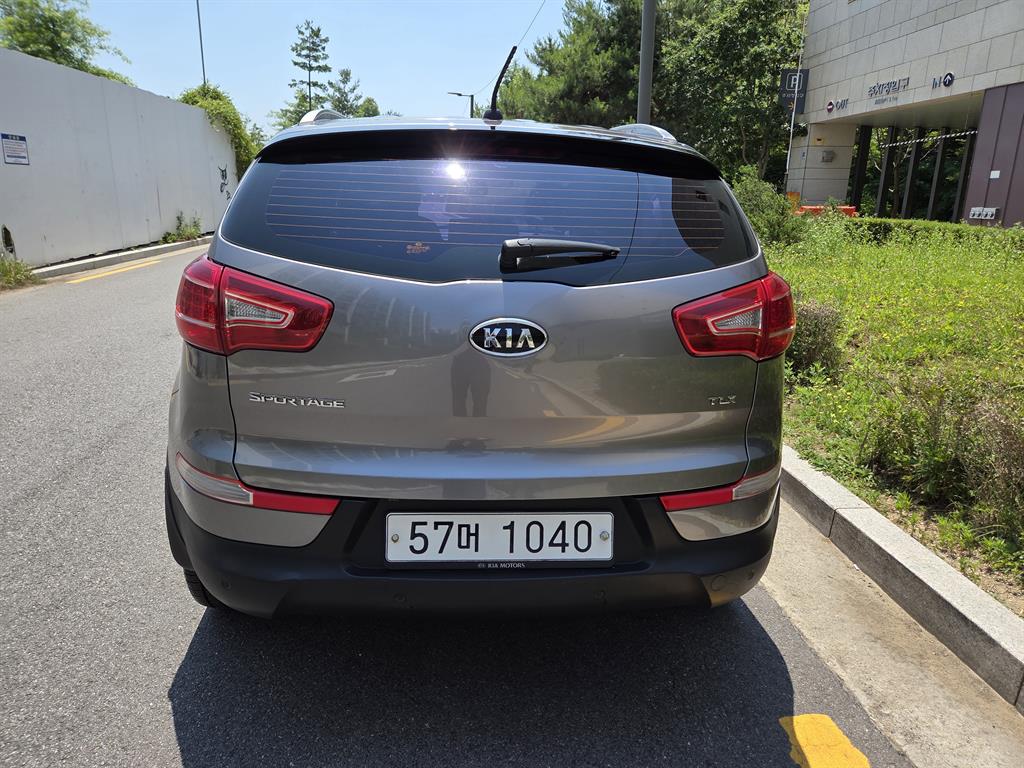 KIA Sportage - Vista 9