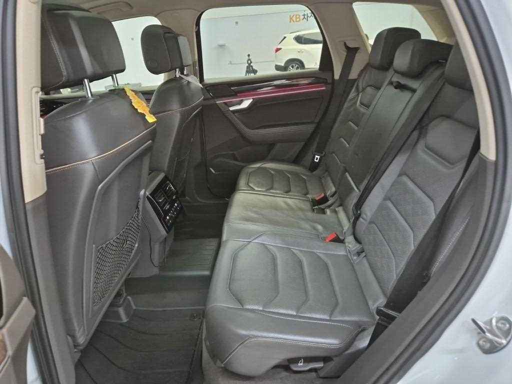 Volkswagen Touareg 2020 Blanco - Importación desde Corea - HF Imports Iquique - Foto 14