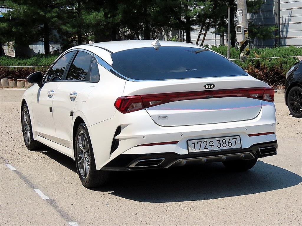 KIA K5 - Vista 3