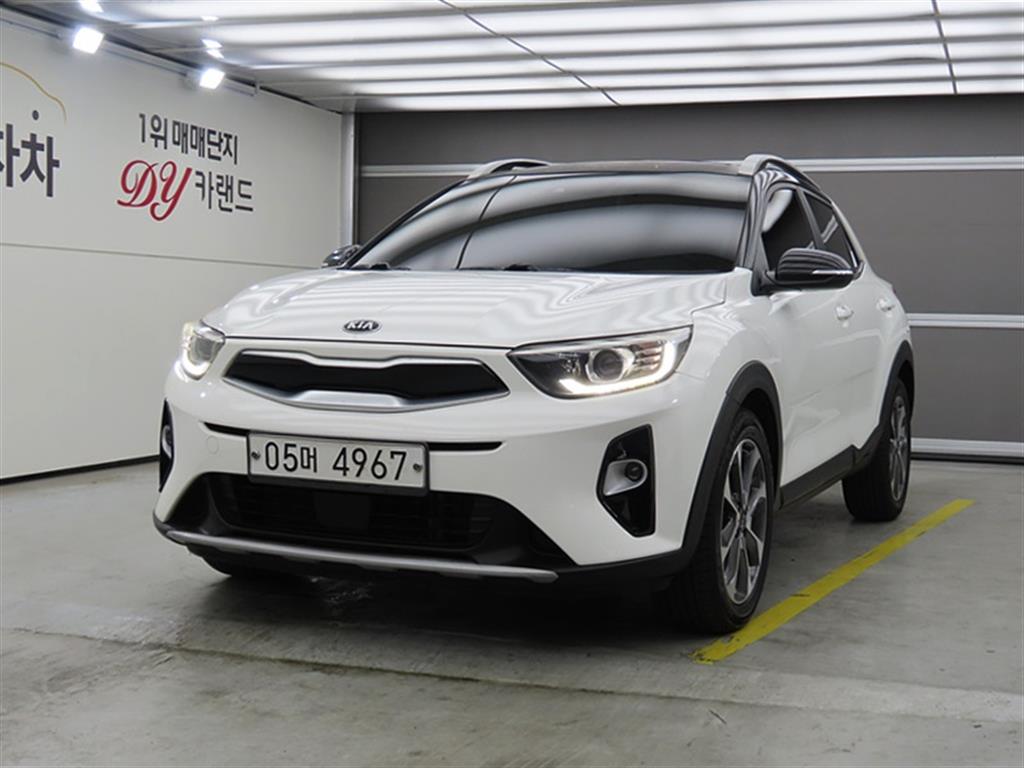KIA Stonic 2018 Blanco - Importación desde Corea - HF Imports Iquique - Foto 1