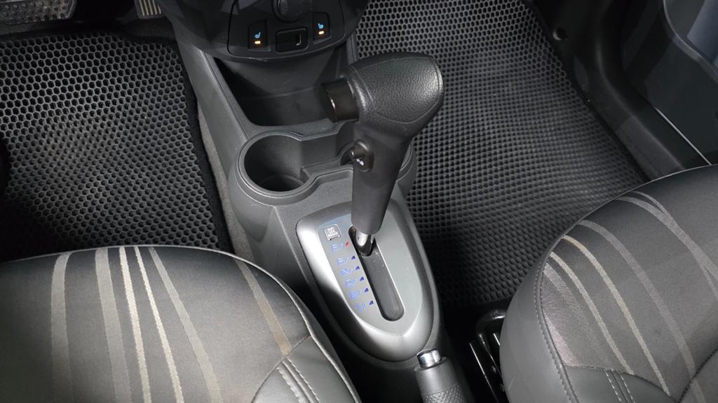 Chevrolet Spark - Vista 11