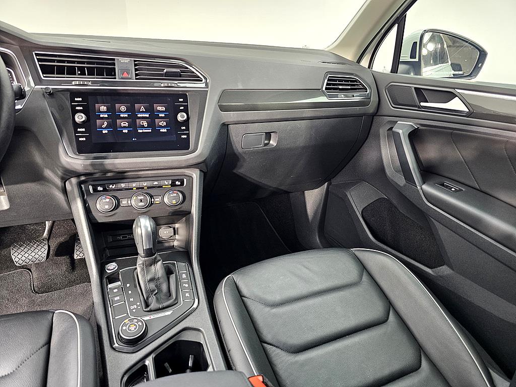 Volkswagen Tiguan - Vista 12