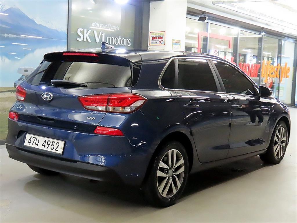 HYUNDAI i30 - Vista 6