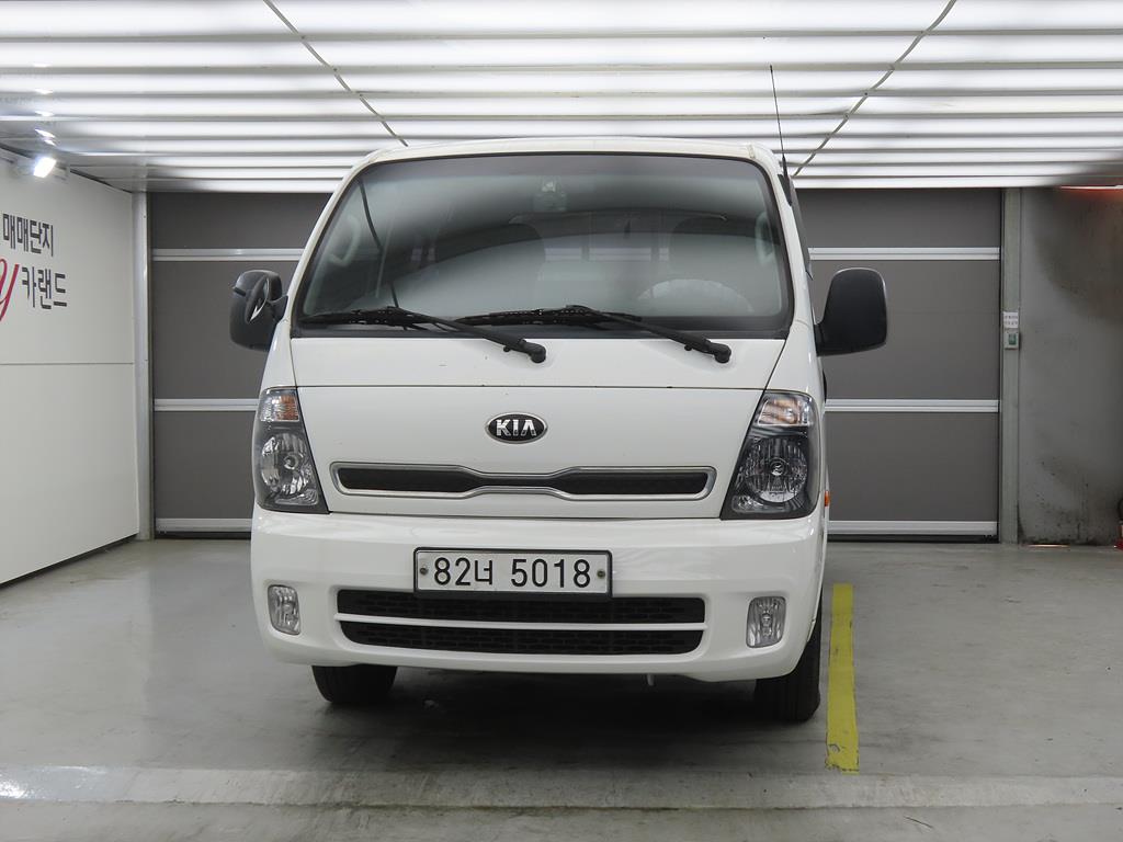 Small Truck Cargo (small) - Vista 2