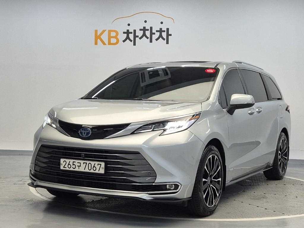 Toyota Siena 2021 Plateado - Importación desde Corea - HF Imports Iquique - Foto 1
